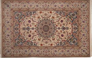 Isfahan Tappeto Persiano 226x153cm visione dall'alto