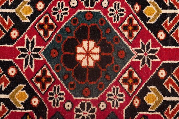 Tappeto Persiano Gucian Refurbished Dettaglio